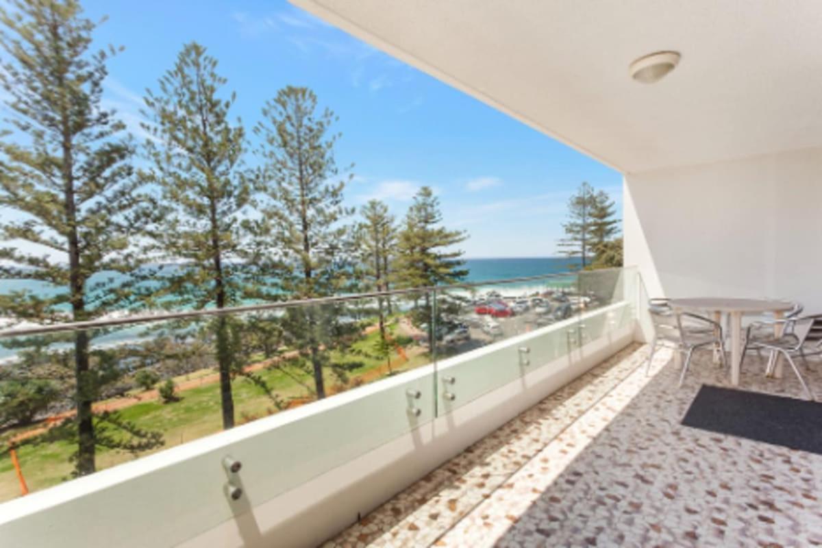 Апартаменти Goodwin Towers - Hosted By Burleigh Letting Голд-Кост Екстер'єр фото