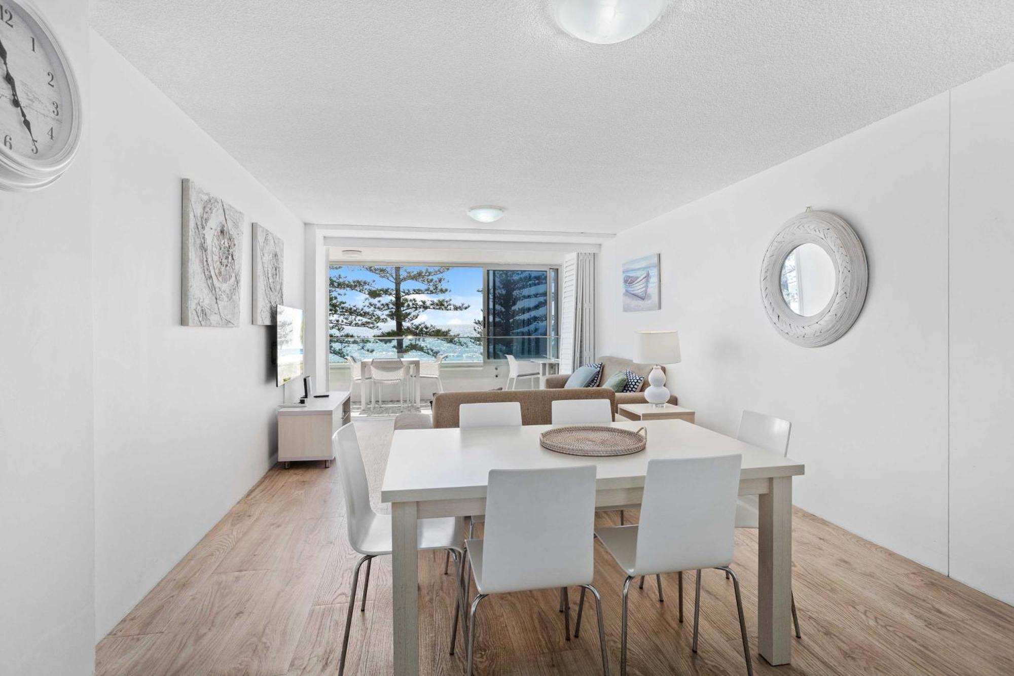 Апартаменти Goodwin Towers - Hosted By Burleigh Letting Голд-Кост Екстер'єр фото
