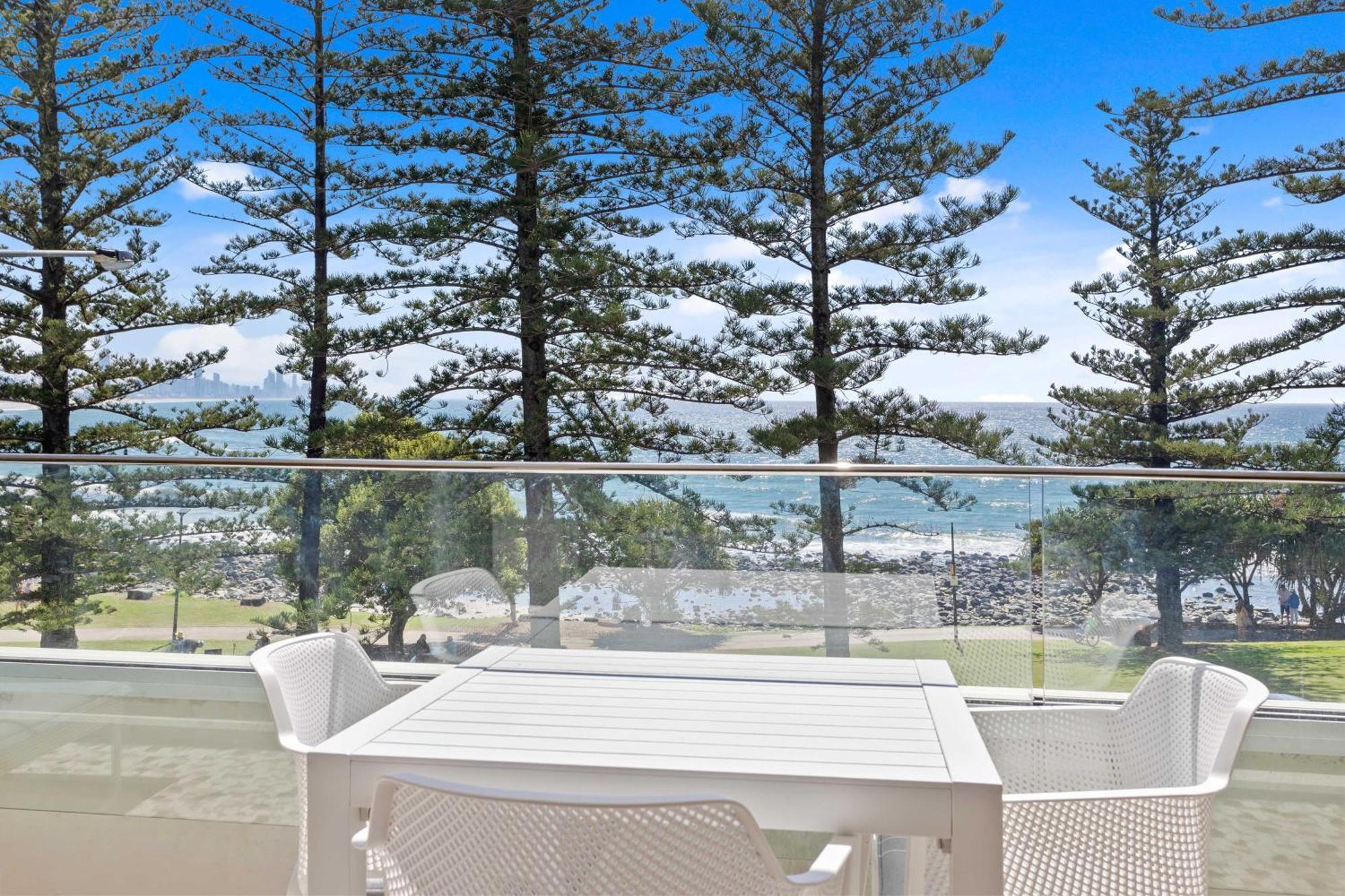 Апартаменти Goodwin Towers - Hosted By Burleigh Letting Голд-Кост Екстер'єр фото